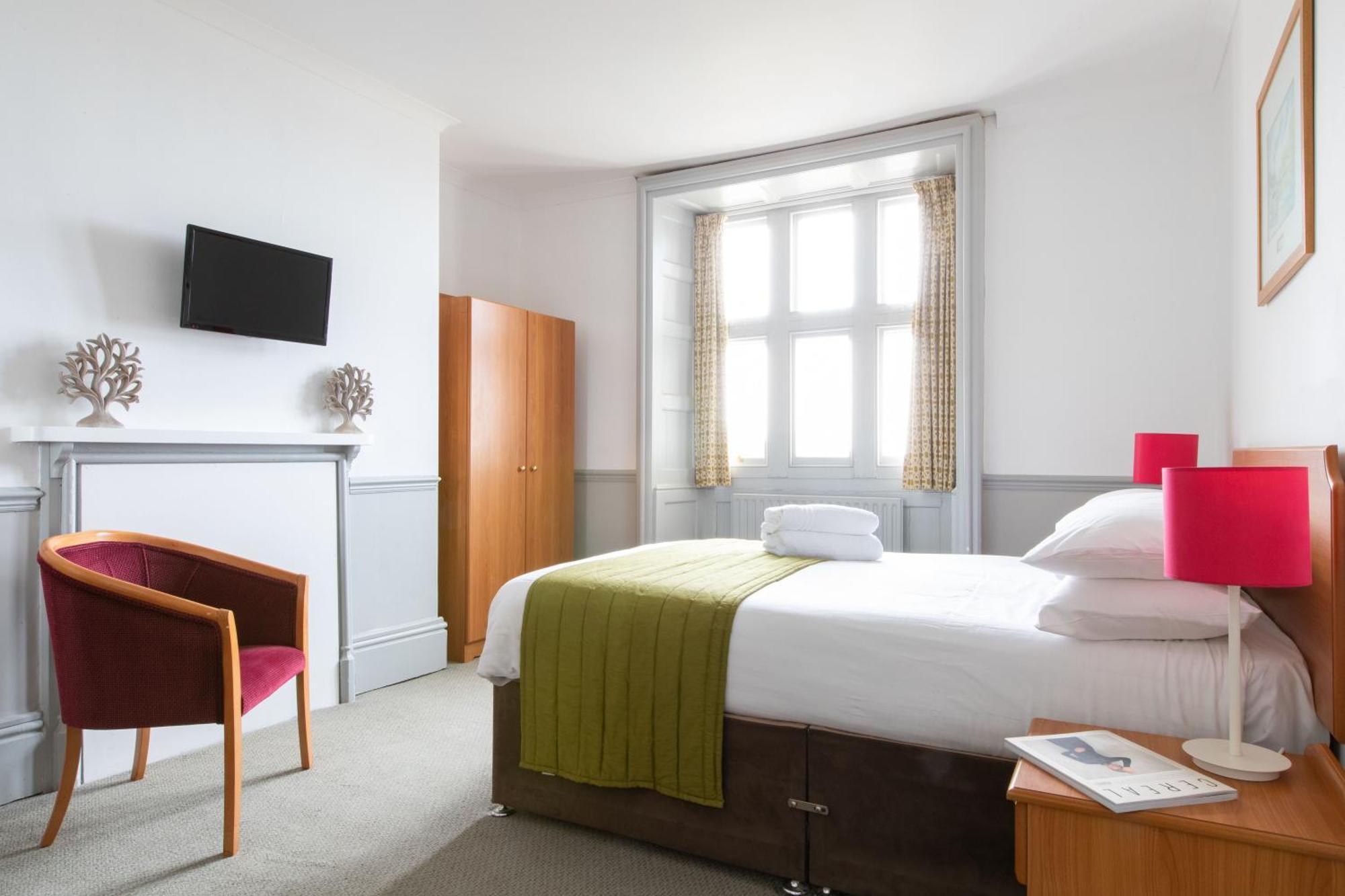 The Golden Lion Hotel Ханстантон Номер фото